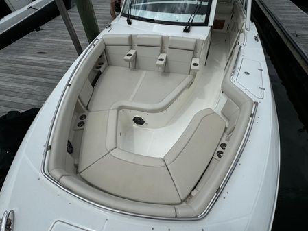 Boston Whaler 380 Realm image