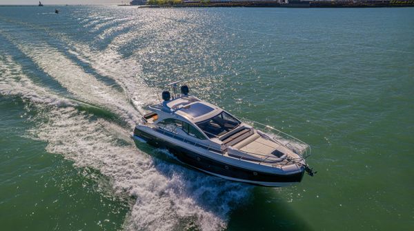 Azimut 55S image