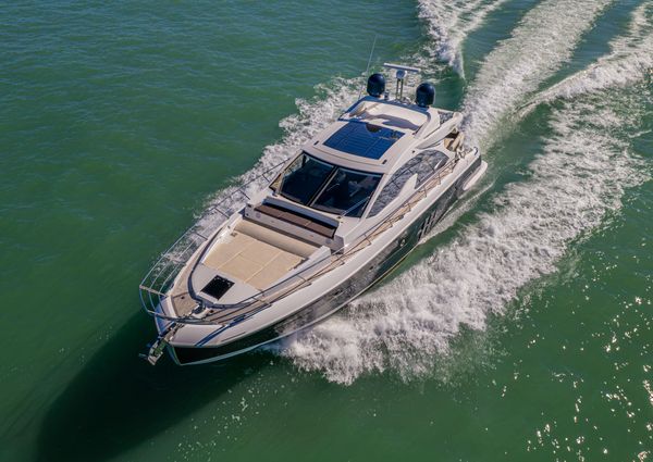 Azimut 55S image