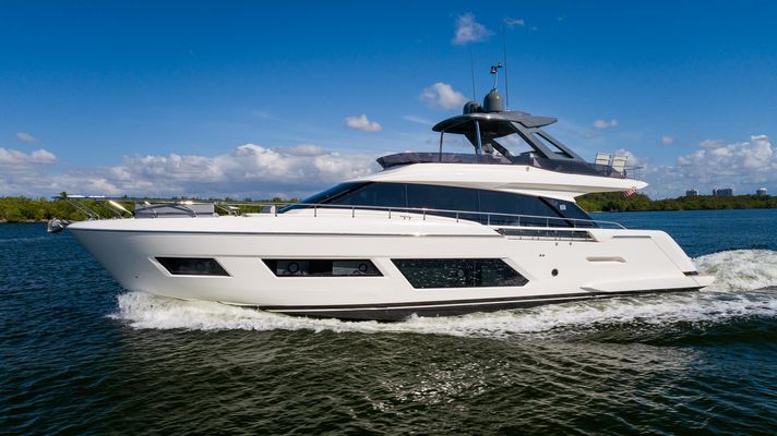 Ferretti Yachts 670 - main image