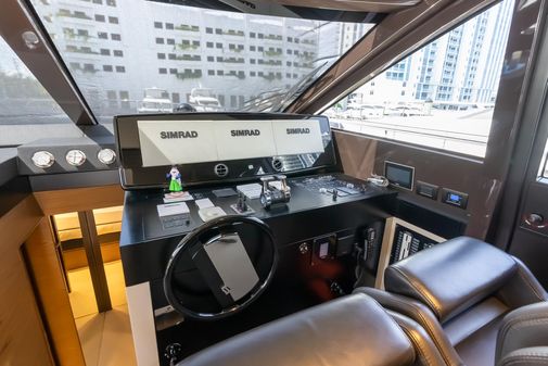 Ferretti Yachts 670 image