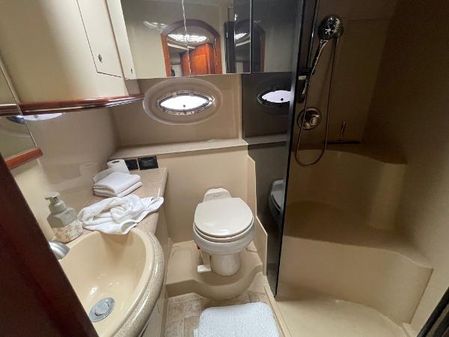 Cruisers-yachts 370-EXPRESS image