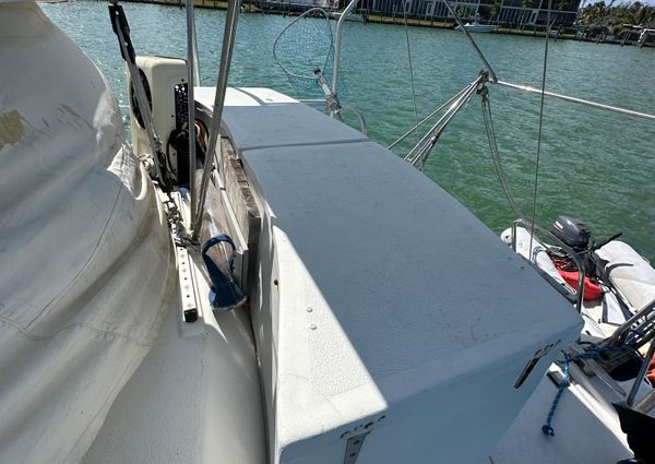 Beneteau Oceanis 40CC image