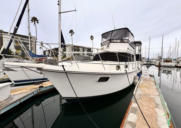 Carver 3607-AFT-CABIN-MOTORYACHT image