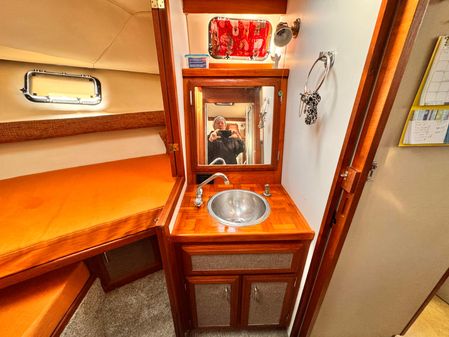 Carver 3607-AFT-CABIN-MOTORYACHT image