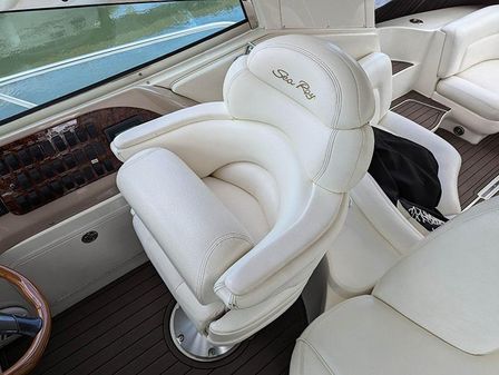 Sea Ray 460 Sundancer image