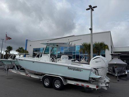 Everglades 273 Center Console image