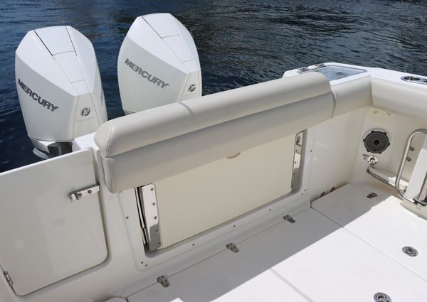 Boston Whaler 280 Outrage image