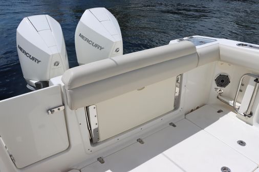 Boston Whaler 280 Outrage image