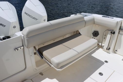 Boston Whaler 280 Outrage image