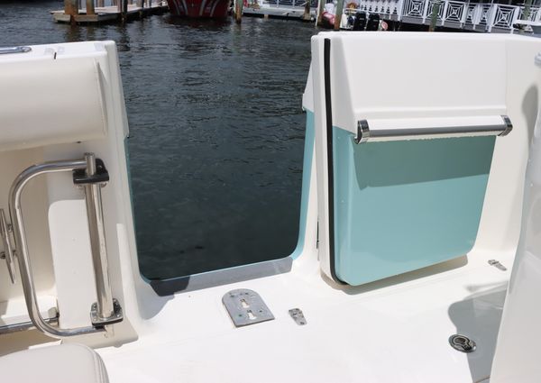 Boston Whaler 280 Outrage image