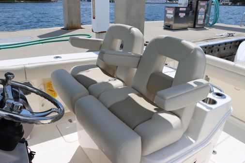 Boston Whaler 280 Outrage image