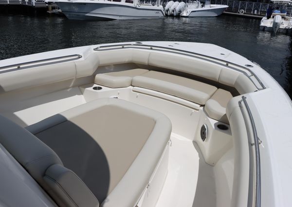 Boston Whaler 280 Outrage image