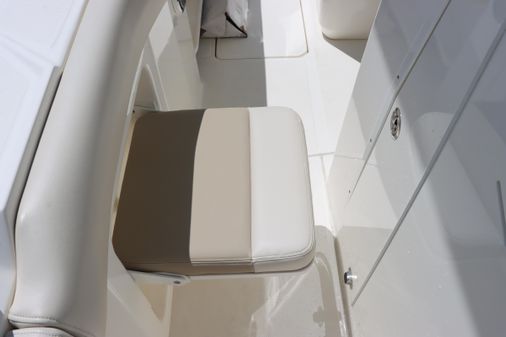 Boston Whaler 280 Outrage image