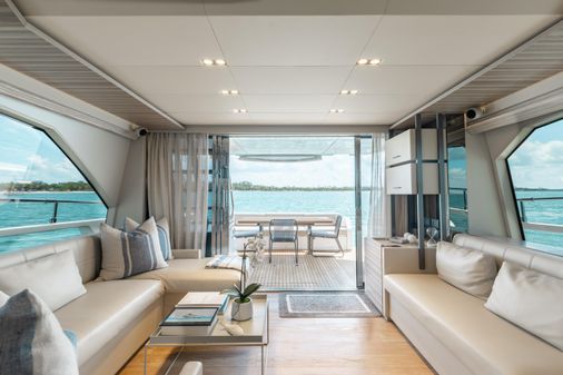 Ferretti Yachts 670 image