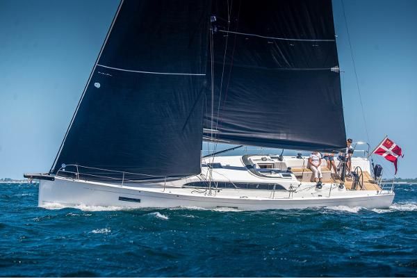 X-yachts XP-44 - main image