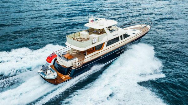 Hunt Yachts 76 Ocean Flybridge image