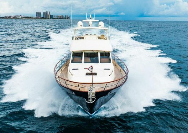 Hunt Yachts 76 Ocean Flybridge image