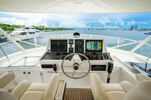 Hunt Yachts 76 Ocean Flybridge image