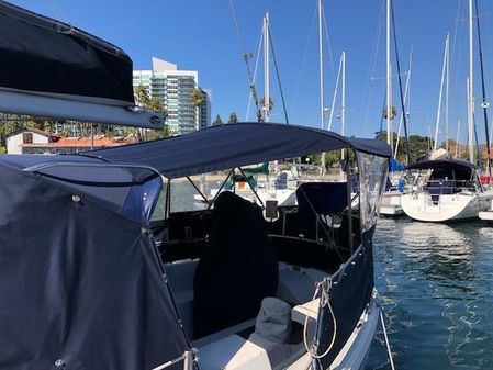 Catalina 34 Sloop image