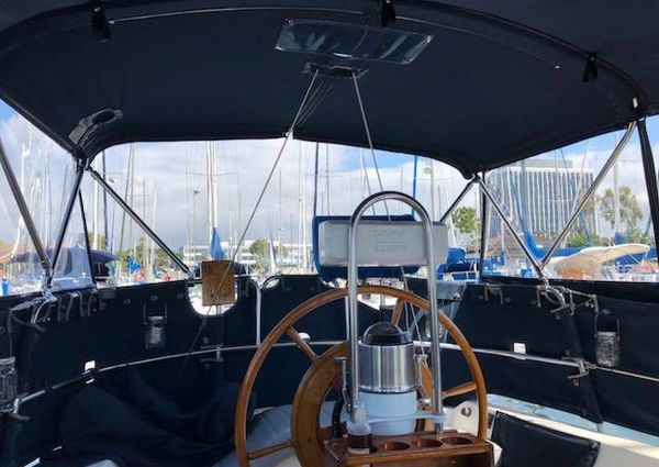 Catalina 34 Sloop image