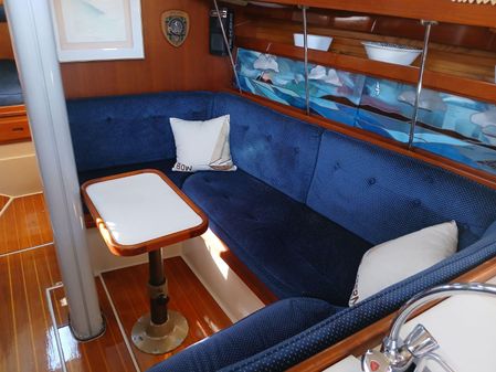 Catalina 34 Sloop image