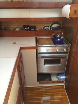 Catalina 34 Sloop image