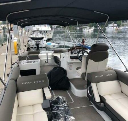 Bayliner Element XR7 image