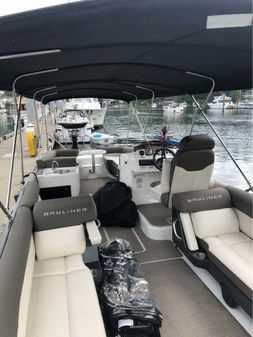 Bayliner Element XR7 image
