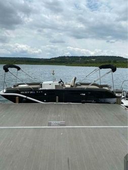 Bayliner Element XR7 image