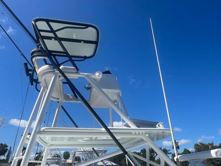 Yellowfin 39’ Center Console image