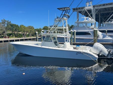 Yellowfin 39’ Center Console image