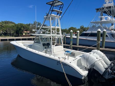 Yellowfin 39’ Center Console image