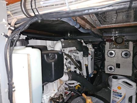 Bertram 35-CONVERTIBLE image
