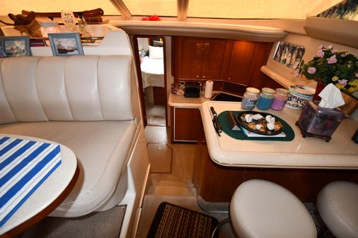 Sea-ray 420-AFT-CABIN image