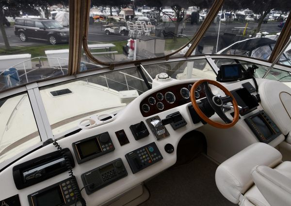 Sea-ray 420-AFT-CABIN image