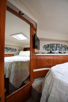 Sea-ray 420-AFT-CABIN image