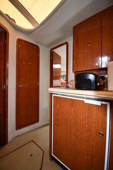 Sea-ray 420-AFT-CABIN image