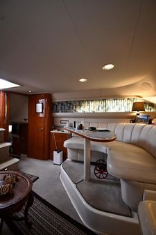 Sea-ray 420-AFT-CABIN image