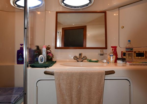 Sea-ray 420-AFT-CABIN image