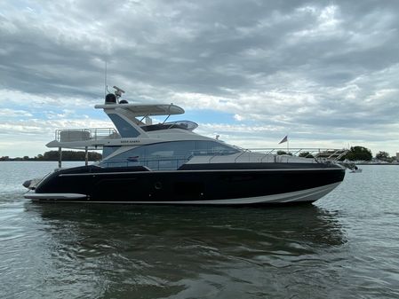 Azimut 60 Flybridge image