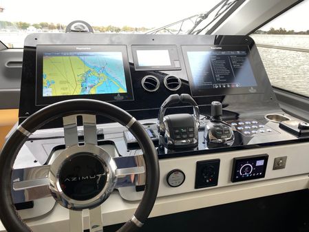 Azimut 60 Flybridge image