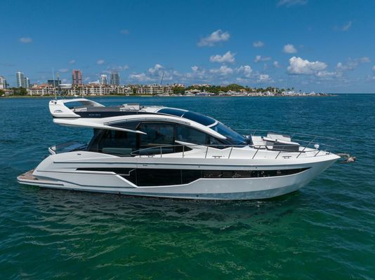 Galeon 510 Sky - main image