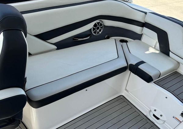 Yamaha-boats 242SE image