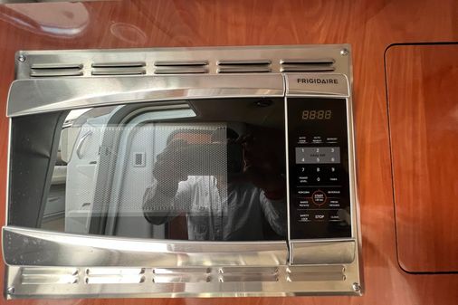 Crownline 294 CR w 280 HRS image