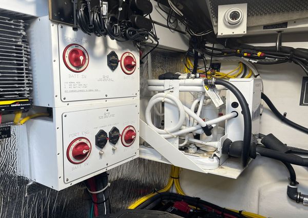 Cruisers Yachts 50 Cantius image