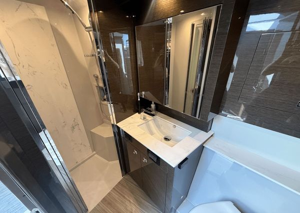 Cruisers Yachts 50 Cantius image