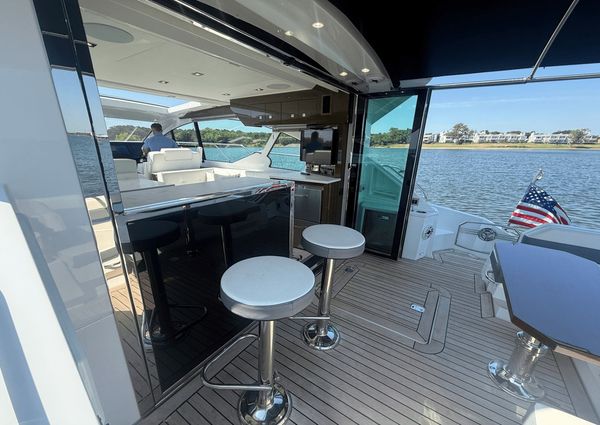 Cruisers Yachts 50 Cantius image
