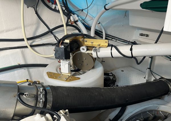 Cruisers Yachts 50 Cantius image