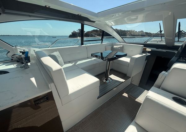 Cruisers Yachts 50 Cantius image
